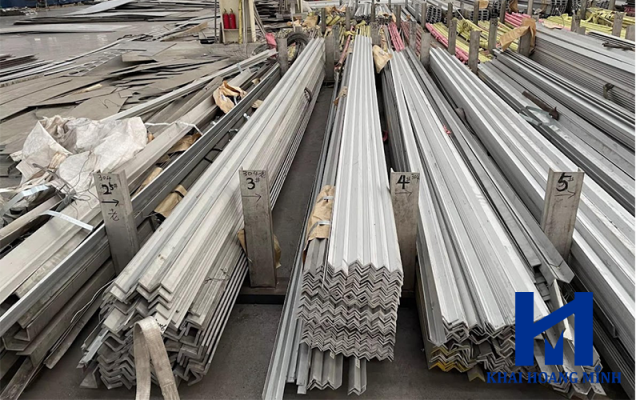 Vê đúc inox 304 316 201 50mm 3.0mm size 30-100mm